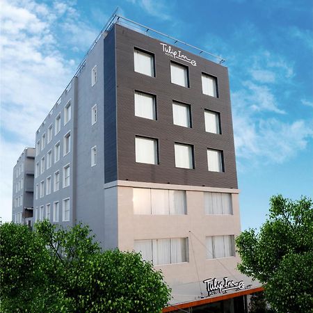 Tulip Inn Zirakpur Buitenkant foto