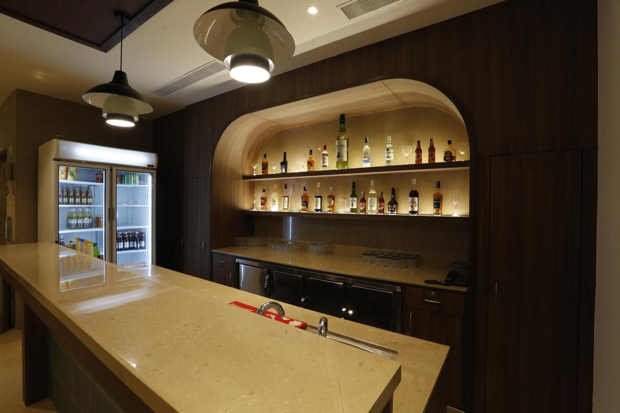Tulip Inn Zirakpur Buitenkant foto