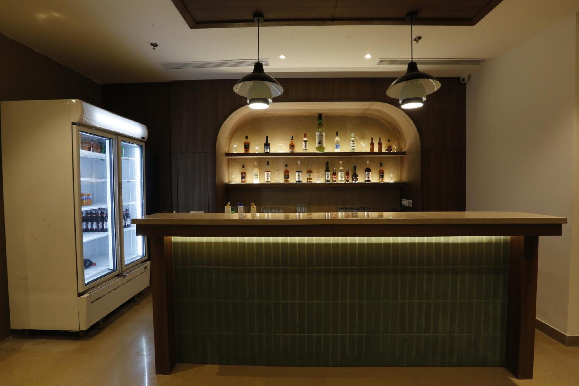 Tulip Inn Zirakpur Buitenkant foto