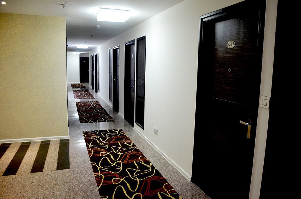 Tulip Inn Zirakpur Buitenkant foto